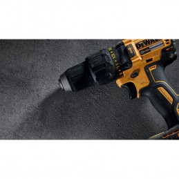 TALADRO PERCUTOR 1/2 2 BATERIAS 100 PZS DEWALT DCD7781S2A-B3